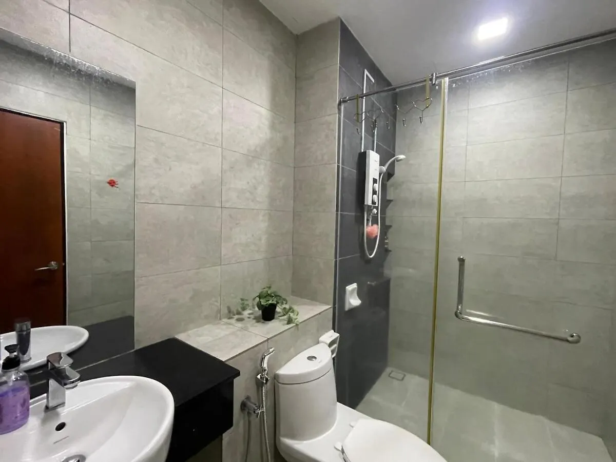 2Br Airport Panoramic View Family Suite Bayan Lepas Apartment
